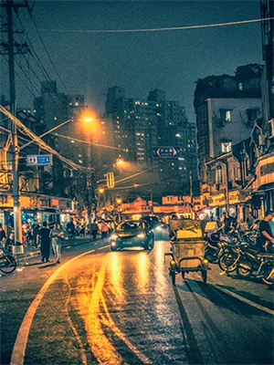 完整版的重生回到全家被杀的除夕夜小说在哪里可以免费读到？